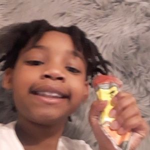 Meet your Posher, Carter